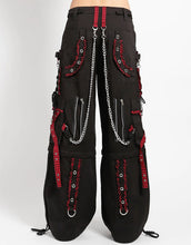 Load image into Gallery viewer, model showing back of pants