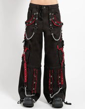 Load image into Gallery viewer, model showing front of pants