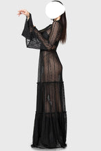 Load image into Gallery viewer, model showing side of dress