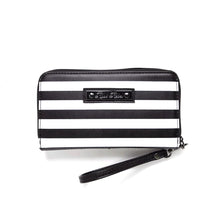 Load image into Gallery viewer, back of wallet on display