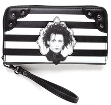 Load image into Gallery viewer, front of wallet on display