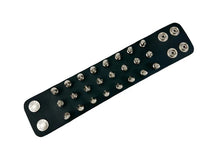 Load image into Gallery viewer, bracelet on display