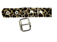 Load image into Gallery viewer, belt on display