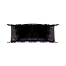 Load image into Gallery viewer, bottom of bag on display