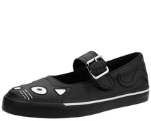 Load image into Gallery viewer, side of shoe on display