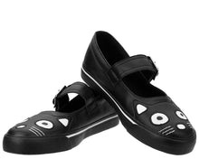 Load image into Gallery viewer, top of shoe on display