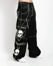 Load image into Gallery viewer, model showing side of pants