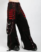 Load image into Gallery viewer, model showing side of pants