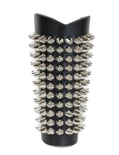 Load image into Gallery viewer, armband on display