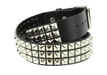 Load image into Gallery viewer, belt on display