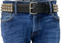 Load image into Gallery viewer, model showing front of belt