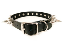 Load image into Gallery viewer, choker on display