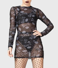 Load image into Gallery viewer, model showing front of dress