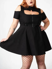 Load image into Gallery viewer, model showing front of dress