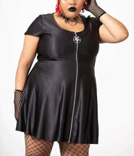 Load image into Gallery viewer, model showing front of dress