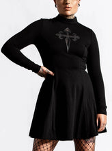 Load image into Gallery viewer, model showing front of dress