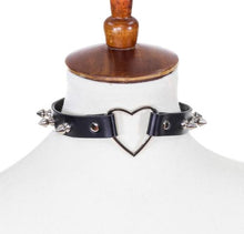 Load image into Gallery viewer, choker on mannequin