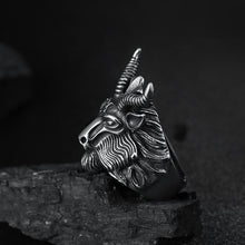 Load image into Gallery viewer, ring on display