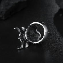 Load image into Gallery viewer, ring on display