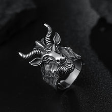 Load image into Gallery viewer, ring on display