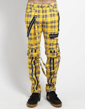Load image into Gallery viewer, model showing front of pants
