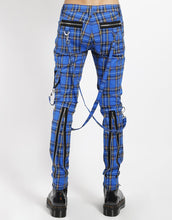 Load image into Gallery viewer, model showing back of pants