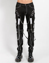Load image into Gallery viewer, model showing front of pants
