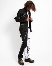 Load image into Gallery viewer, model with jacket unzipped