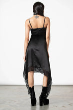 Load image into Gallery viewer, model showing back of dress