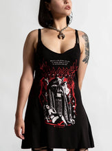 Load image into Gallery viewer, model showing front of dress