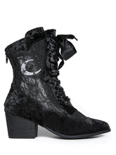 Load image into Gallery viewer, side of boot on display