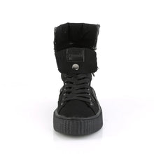 Load image into Gallery viewer, front of shoe on display