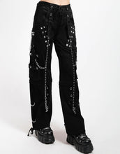 Load image into Gallery viewer, model showing side of pants
