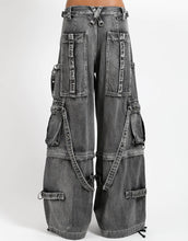 Load image into Gallery viewer, model showing back of pants
