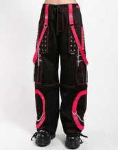 Load image into Gallery viewer, model showing front of pants
